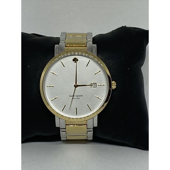Disney Christmas 2025 Lil Rin Rin Plush Badge Red New